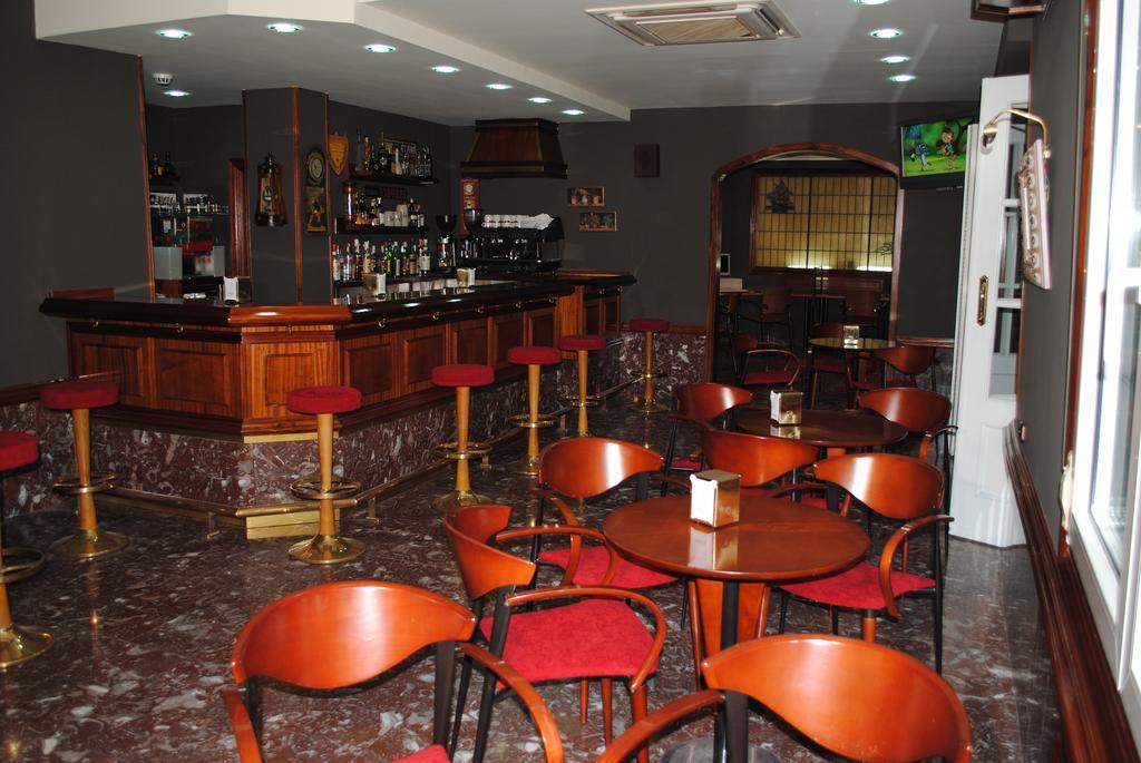 Hotel Gernika - Adults Only Екстер'єр фото