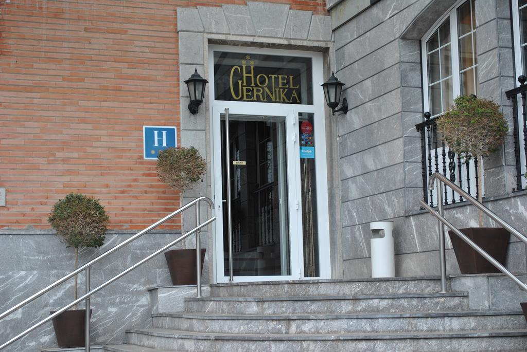 Hotel Gernika - Adults Only Екстер'єр фото