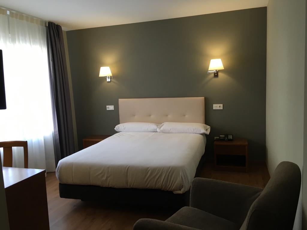 Hotel Gernika - Adults Only Екстер'єр фото