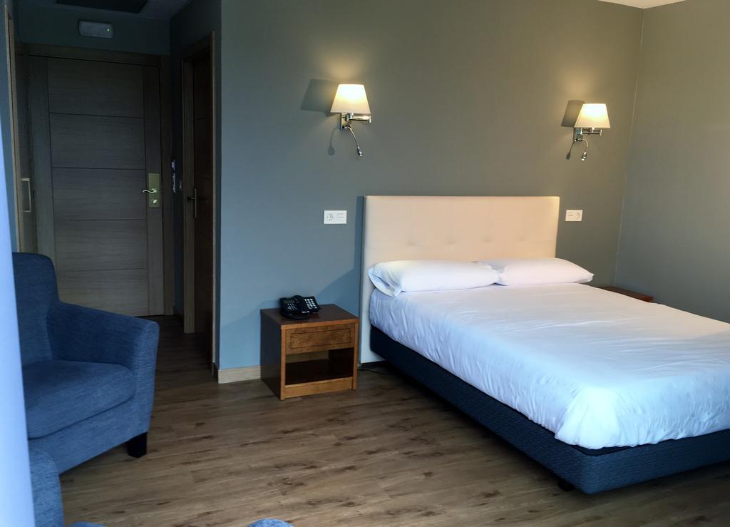 Hotel Gernika - Adults Only Екстер'єр фото